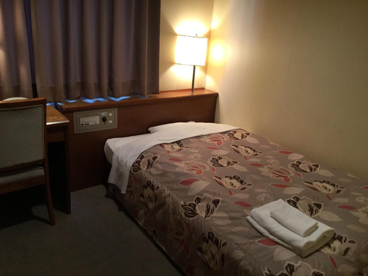 Hotel Palace Sendai Bagian luar foto